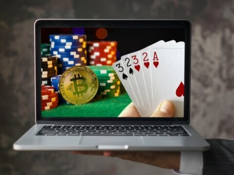 Advantages and disadvantages of using Bitcoin poker sites