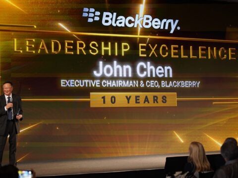 Richard Lynch will replace John Chen as interim CEO as BlackBerry prepares to split company
